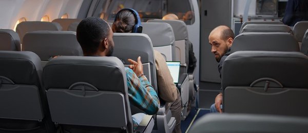 Secure travel booking process with a professional agent